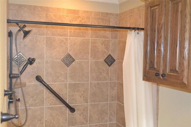 2915 Sidney Dr, Denison, TX 75020 - photo 5