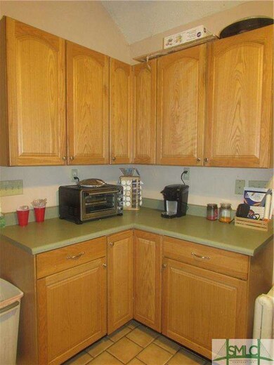 Extra Cabinet and Counter Space