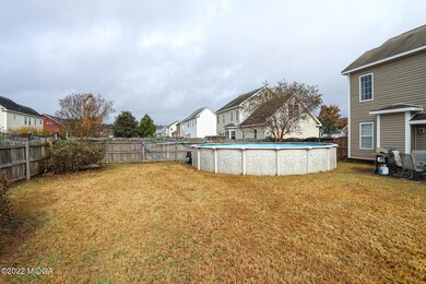 220 Raleigh - Backyard 1
