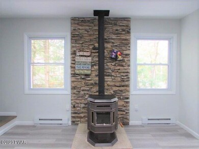 117 Eisenhower Dr, Dingmans Ferry, PA 18328 - photo 5