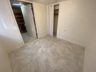 5514 N Mango Ave unit G, Chicago, IL 60630 - photo 5