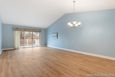 15-web-or-mls-1100-fountain-view-cir-uni