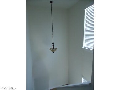 Foyer - Two-story foyer