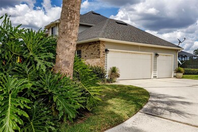 3 Car Garage w/airconditioned Workshop