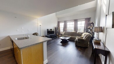 72 Ashland St unit 404, Malden, MA 02148 - photo 4