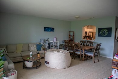 2211 Oakmont Dr, Riviera Beach, FL 33404 - photo 4