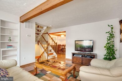 8083 Steeple Chase Ct, Springfield, VA 22153 - photo 7