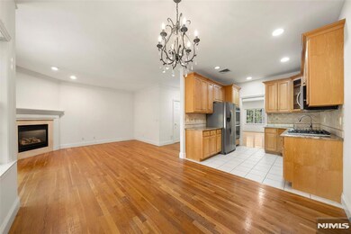 139 Stonegate Trail, Cresskill, NJ 07626 - photo 7