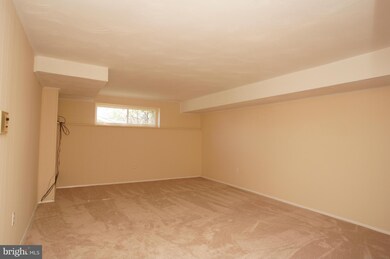 6918 Nashville Rd, Lanham, MD 20706 - photo 6