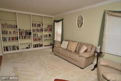 11550 Summer Oak Dr, Germantown, MD 20874 - photo 3