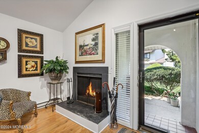 8 Tower Hill Dr unit 18, Red Bank, NJ 07701 - photo 7