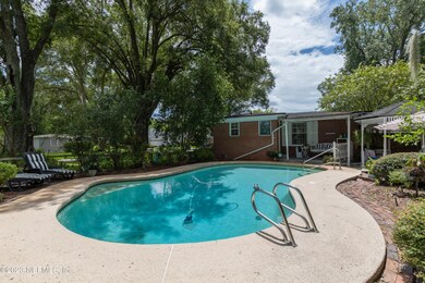 1256 Glen Laura Rd, Jacksonville, FL 32205 - photo 4