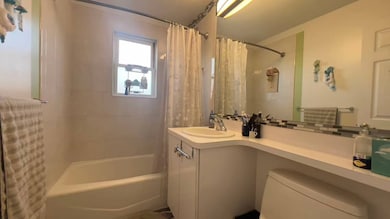 182-15 58th Ave unit A, Fresh Meadows, NY 11365 - photo 7