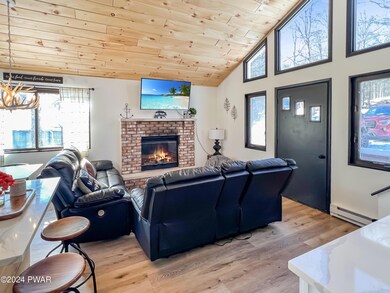 61 Woodridge Dr, Lake Ariel, PA 18436 - photo 3