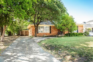6915 Inverness Ln, Dallas, TX 75214 - photo 2