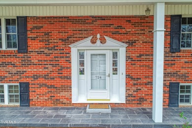 DBrown. 724 Greenbriar. Talbott MLSa (6