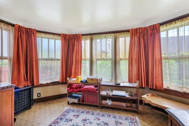 1107 Columbus St, Manitowoc, WI 54220 - photo 6