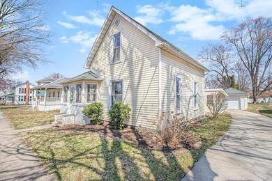 Enclosed Front Porch