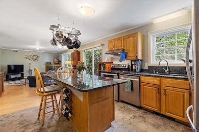 25 Powell Rd, Cumberland Foreside, ME 04110 - photo 7