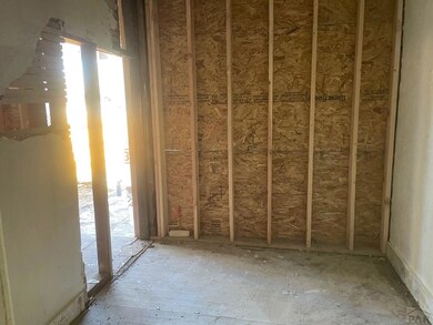 Bedroom #1, off kitchen