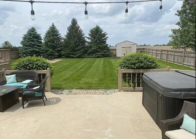 712 S 3rd St, Swayzee, IN 46986 - photo 2