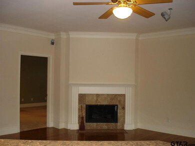 5806 Hollybrook Dr, Tyler, TX 75703 - photo 3