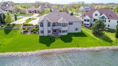 687 Davis Ct, Crown Point, IN 46307 - photo 2