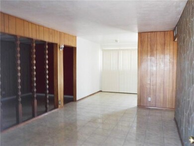 730 N Yarbrough Dr, El Paso, TX 79915 - photo 4