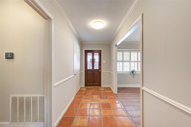 12514 Woodthorpe Ln, Houston, TX 77024 - photo 2