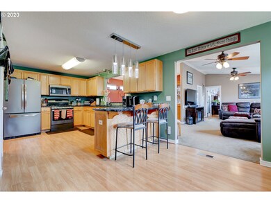 Kitchen/Dining Room