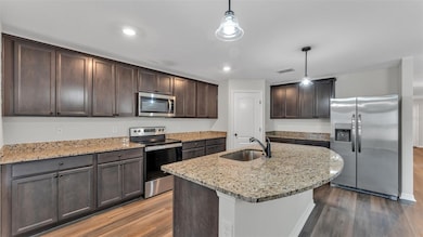 1415 Swan Lake Cir, Dundee, FL 33838 - photo 3