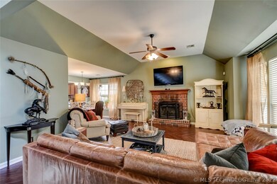 2528 W Mobile Place, Broken Arrow, OK 74011 - photo 5