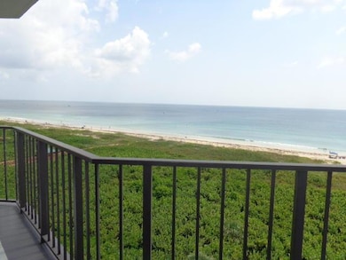 The Barclay Beach Club unit 704, Fort Pierce, FL 34949 - photo 4