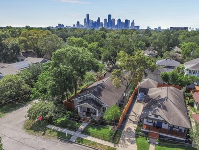 802 Omar St, Houston, TX 77009 - photo 2