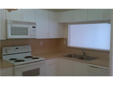 4828 NW 114th Ct, Doral, FL 33178 - photo 6