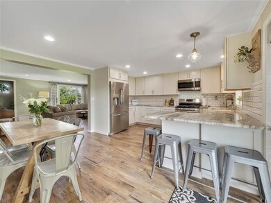 Kitchen/Dining