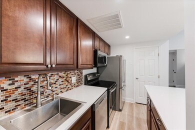 Whittemore Mills unit 118, Quincy, MA 02170 - photo 7