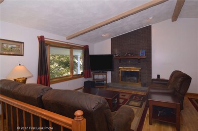 10 Pond View Dr, Warwick, RI 02886 - photo 3