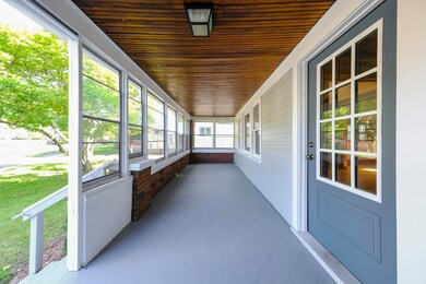 016-photo-balcony-9396188