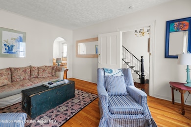 823 Warren St, Hudson, NY 12534 - photo 6