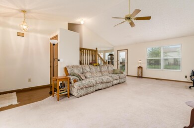 1192 Wilstone Ct, Columbus, OH 43240 - photo 2