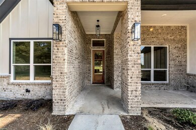 1009 Lilly Ln, Weatherford, TX 76088 - photo 2