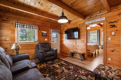 20 Kingfield Rd unit 2, Pittsburg, NH 03592 - photo 5