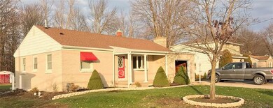 2789 Stenzel Ave, North Tonawanda, NY 14120 - photo 2