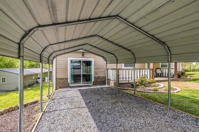 104 Poplar St, Rossville, GA 30741 - photo 5