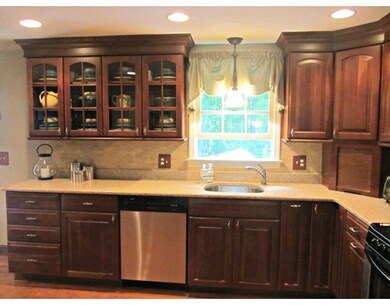 68 Juniper Ln, Pembroke, MA 02359 - photo 4