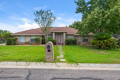 7995_Lola_Circle_20170619_006