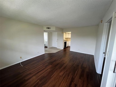 1536 SE Royal Green Cir unit 204, Port Saint Lucie, FL 34952 - photo 6