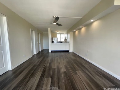 99-60 Kauhale St unit 704, Aiea, HI 96701 - photo 4