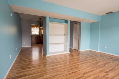 302 Village Dr, Frankfort, KY 40601 - photo 7